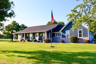 16181 Nutmeg Rd, Carthage, MO 64836