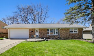 3615 Greenwood Ave, Rockford, IL 61107