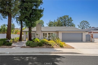 26017 Redbluff Dr, Calabasas, CA 91302