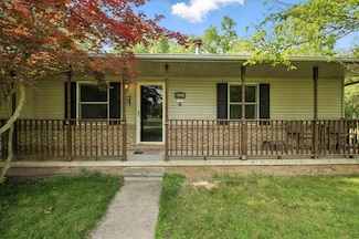 26434 King Rd, Romulus, MI 48174