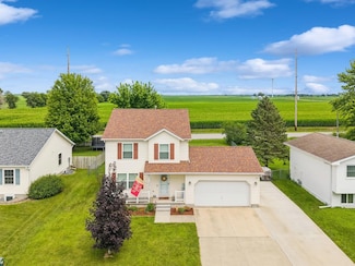 2219 10th Street Place, Nevada, IA 50201