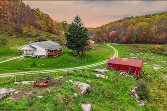 3462 Marquess Rd, Tunnelton, WV 26444