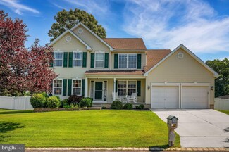 44 Churchill Dr, Millville, NJ 08332