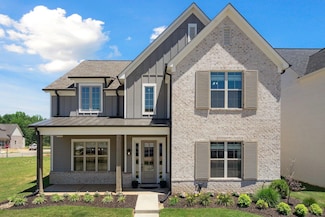 455 Valley Forge Ln, Rossville, TN 38066