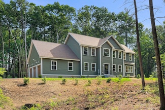 21 Salem St, Salem, NH 03079