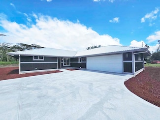 15 Maia Ave, Keaau, HI 96749