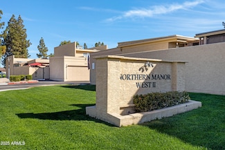 5848 W Gelding Dr, Glendale, AZ 85306