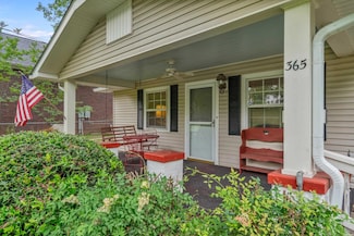 365 Lakeland Dr, Hot Springs National Park, AR 71913