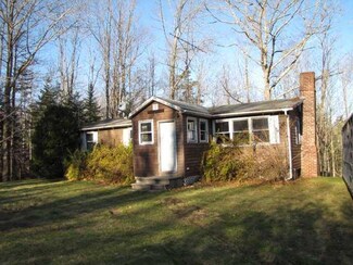 105 South St, Rockport, ME 04856