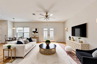 3721 Main Poplar Dr, Houston, TX 77025