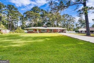 97 Azalea Ave, Savannah, GA 31408