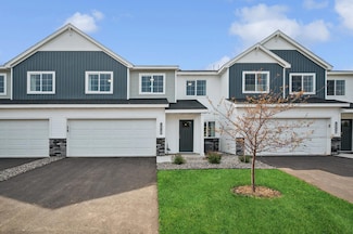 2002 Apple Ln, Montrose, MN 55363