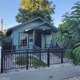 125 E 68th Way, Long Beach, CA 90805