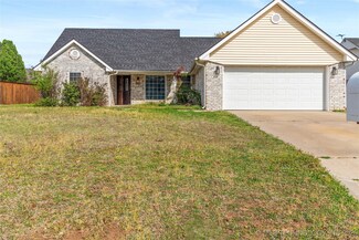 2912 Eastgate Dr, Seminole, OK 74868