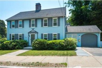 1020 Franklin St, Melrose, MA 02176