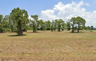 14 Rudder Ln, Placida, FL 33946