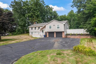 31 Guillemette St, Sanford, ME 04073