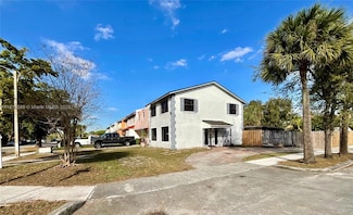 1675 W 68th St, Hialeah, FL 33014