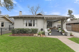 741 E 16th St, Houston, TX 77008
