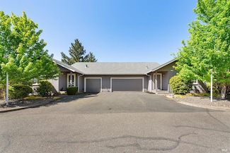 431 University St, Healdsburg, CA 95448