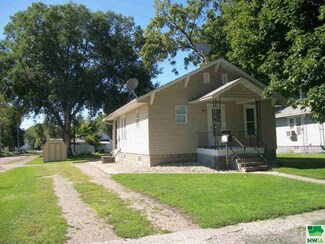 121 E Linn St, Cherokee, IA 51012
