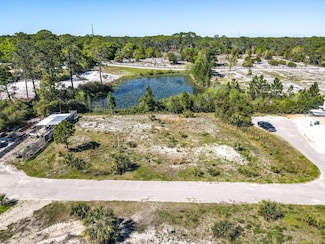 419 Ave Ab NE, Carrabelle, FL 32322