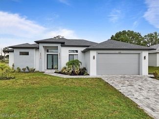 1201 SW 8th Place, Cape Coral, FL 33991