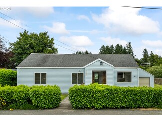 92165 Clover Rd, Astoria, OR 97103