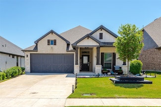 621 Hazeltine Rd, Red Oak, TX 75154