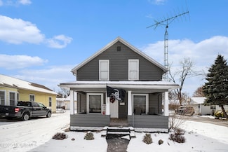205 W 4th St, Genoa, OH 43430