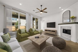 964 Terlingua Creek Dr, Conroe, TX 77304