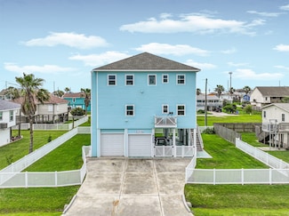 16631 Jean Lafitte Rd, Jamaica Beach, TX 77554
