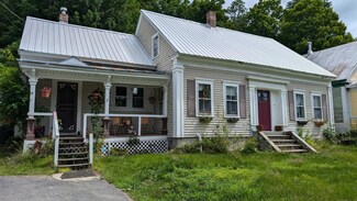5 Amble St, Phillips, ME 04966
