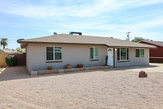 811 E Seldon Ln, Phoenix, AZ 85020
