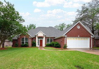 3910 Park Hurst, Bryan, TX 77802
