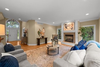 1819 Edgewood Ct, Leavenworth, KS 66048
