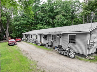 40 Ledgewood Dr, Bucksport, ME 04416