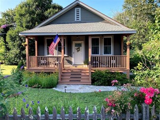 122 Columbia Heights Rd, Charlestown, RI 02813