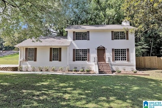 1132 Martinwood Ln, Birmingham, AL 35235