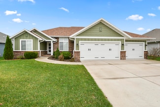714 N Fox Hill Cir, Nixa, MO 65714