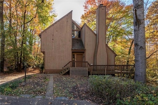 1138 Edgebrook Dr, Winston Salem, NC 27106