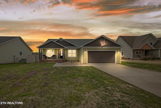 7080 Ditty Rd, Cookeville, TN 38506