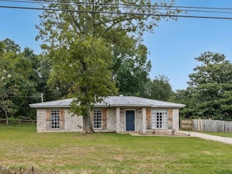 9500 Howells Ferry Rd, Semmes, AL 36575