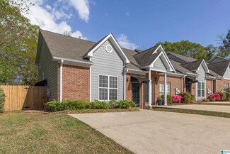 3001 Twin Oaks Dr, Vestavia, AL 35243