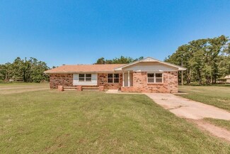 120 Pickard Dr, McLoud, OK 74851