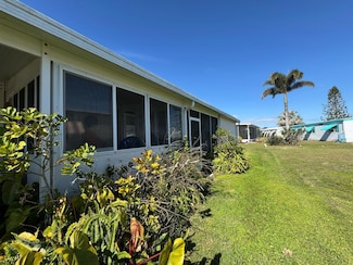 934 Thrush Cir, Sebastian, FL 32976