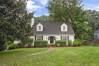 2520 Robinhood Rd, Winston Salem, NC 27106