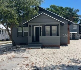 2118 5th St, Sarasota, FL 34237