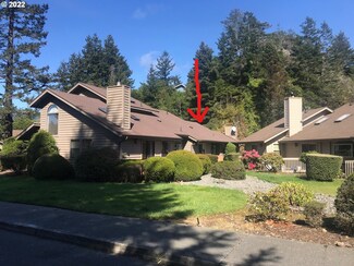 1724 Arch Ln, Brookings, OR 97415