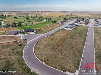 99 Royal Cir, Gillette, WY 82718